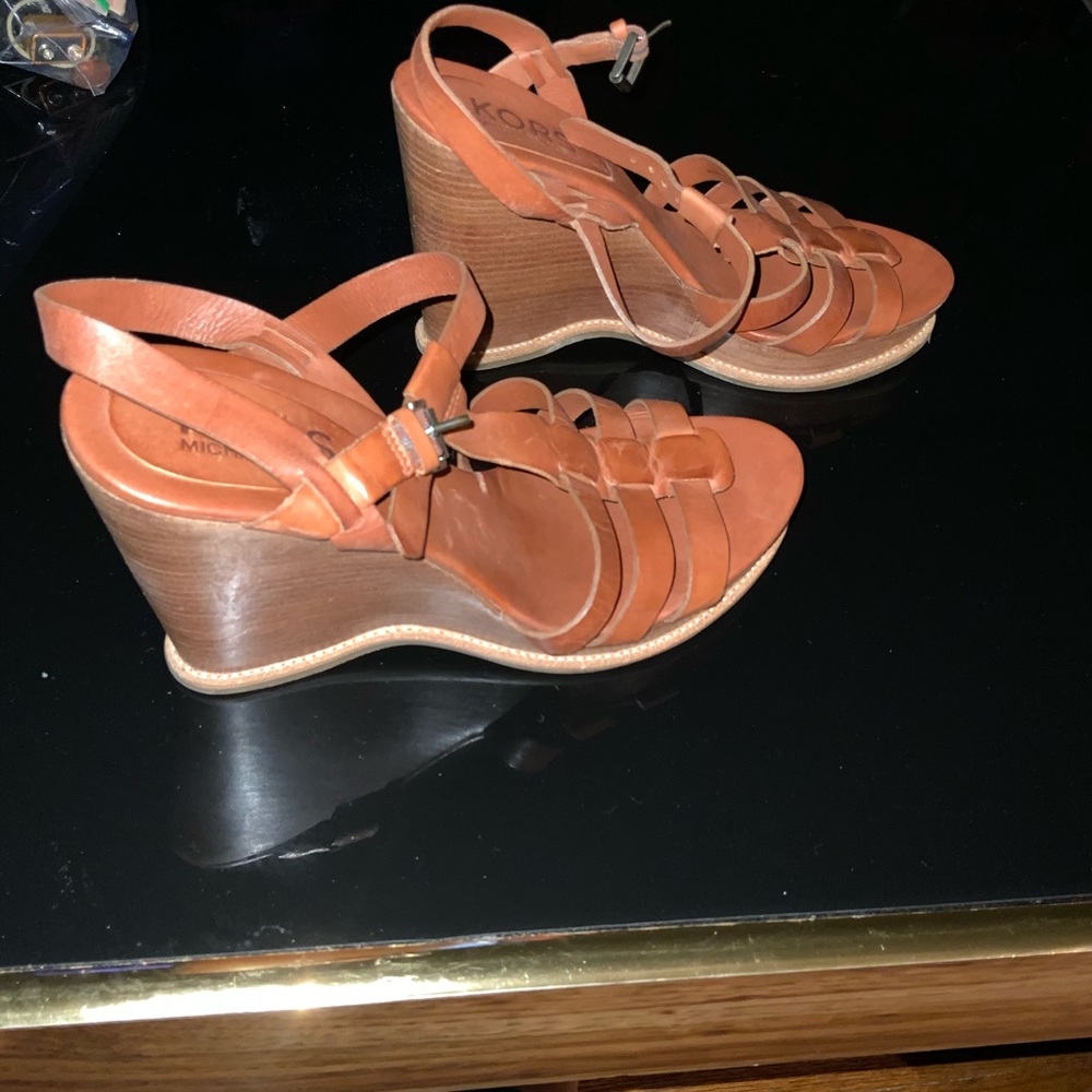 Micheal Kors Tan Wedges size 10 Sandals